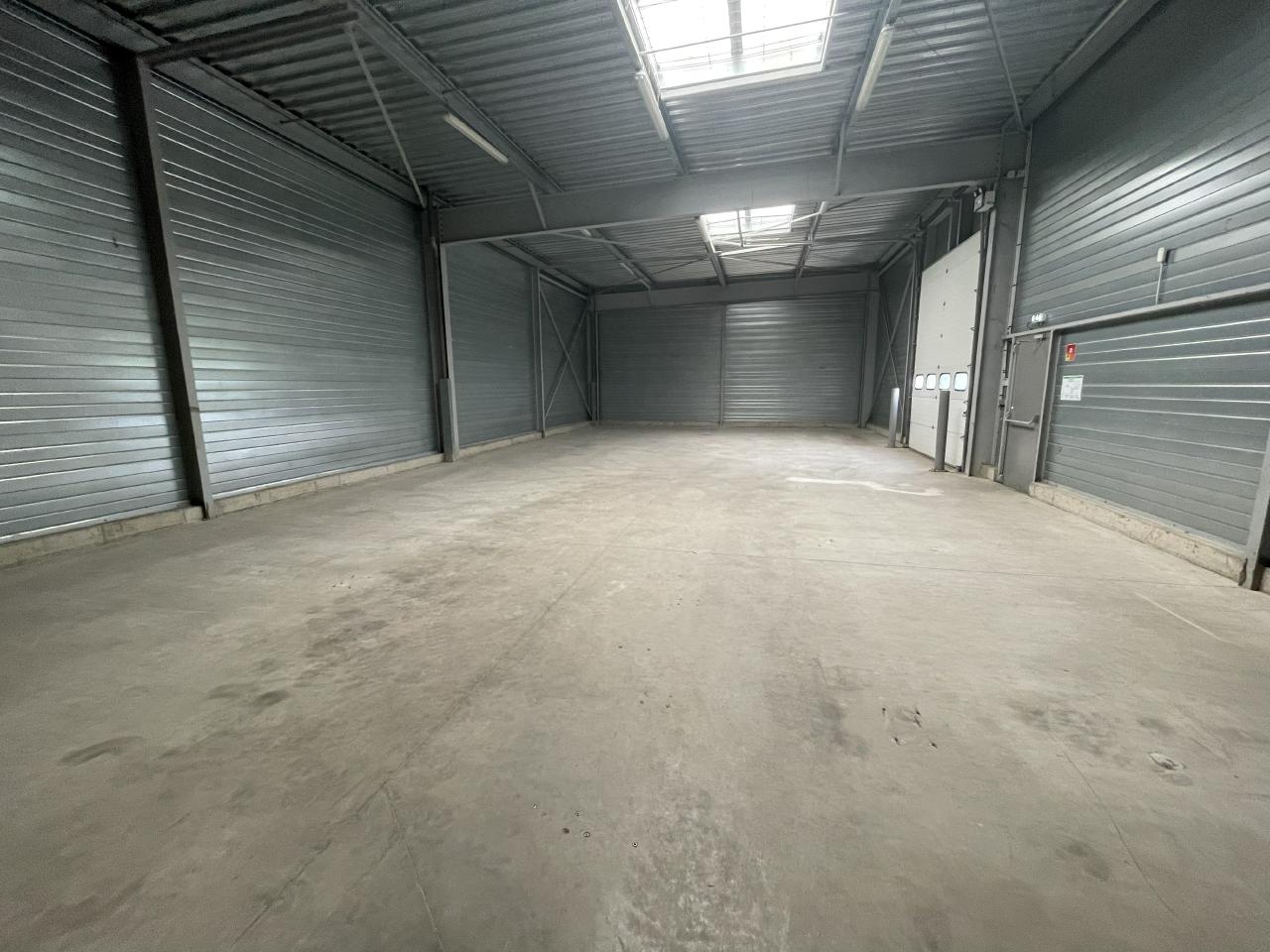 Local d'activité Vern-sur-Seiche 619m² Location local d'activité Vern-sur-Seiche Ille-et-Vilaine OLACT2310938 8